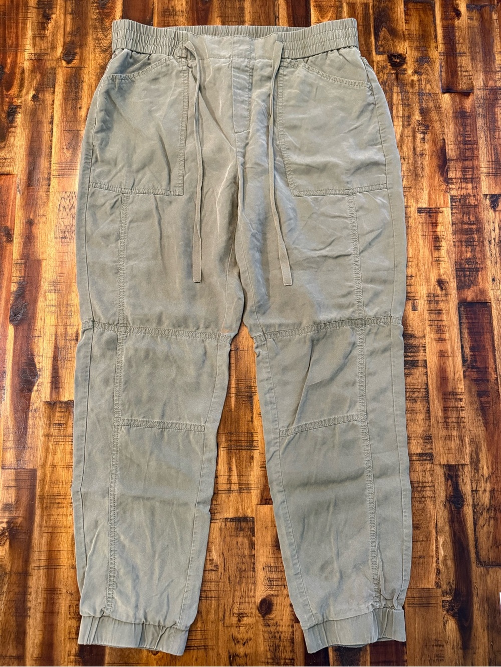 🍒Banana Republic Grunge green drawstring lightweight soft jogger pant sz 8 boho